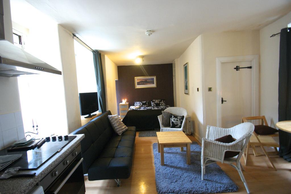 Royal Mile Group Apartments Edimburgo Habitación foto